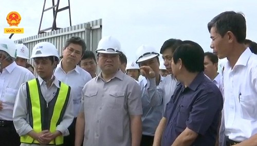Phó Thủ tướng Hoàng Trung Hải đôn đốc tiến độ đường sắt đô thị thành phố Hồ Chí Minh - ảnh 1